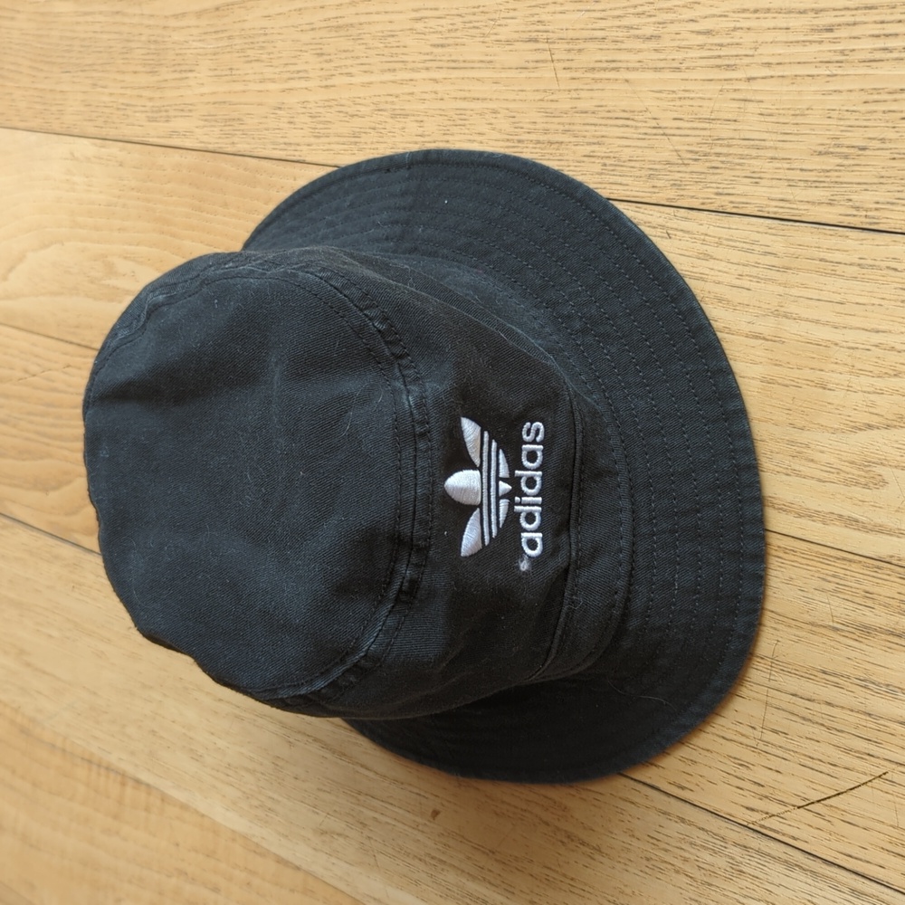 Adidas Bucket Hat
